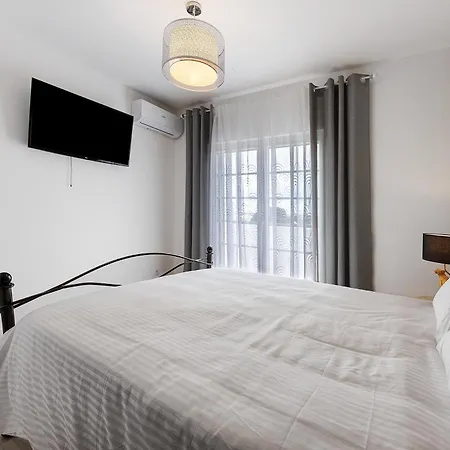 فندق مبيت وإفطار Encanto Dos Montes ألفور