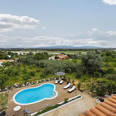 Encanto Dos Montes 3*